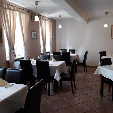 Hotel Restaurant Stern City Airport City Airport Mannheim Exterior foto
